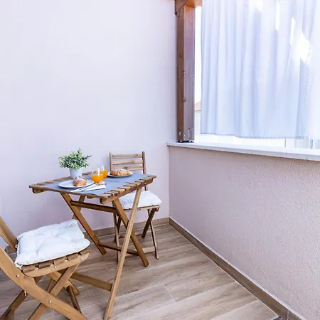 Silencio Biograd * Биоград-на-Мору