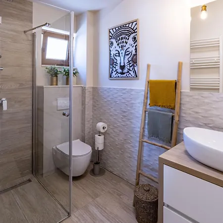 Silencio Biograd * Биоград-на-Мору