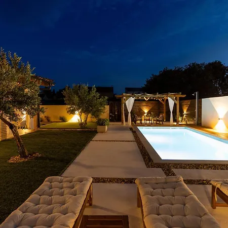 Silencio Biograd Villa *